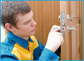 Newark Locksmith Service Newark, NJ 973-512-5414 - 5a-lock-opening